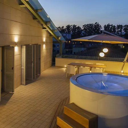 In With Jacuzzi And Terrace Lägenhet